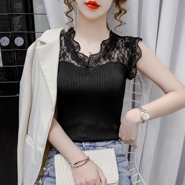 Áo Dệt Kim Sát Nách Cổ Chữ V Phối Ren Quyến Rũ Hợp Thời Trang