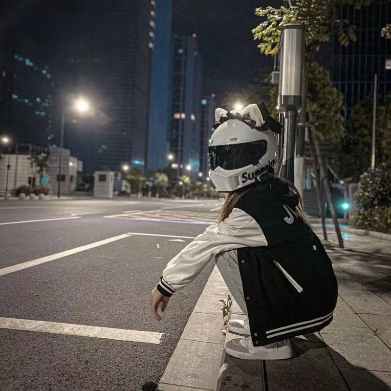 Mũ bảo hiểm hình tai mèo bằng lông có thể tháo rời trang trí xe mô tô