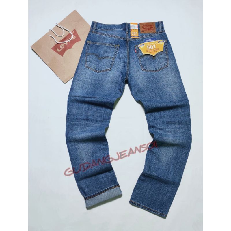 [Mã FACBGO245 giảm 10K đơn bất kì] Mô Hình Levis 501 Made In Japan / Regular Fit