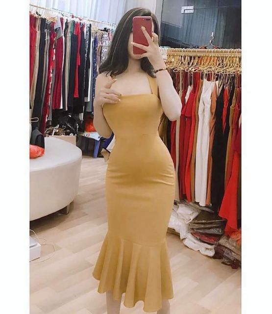 Đầm body đuôi tôm