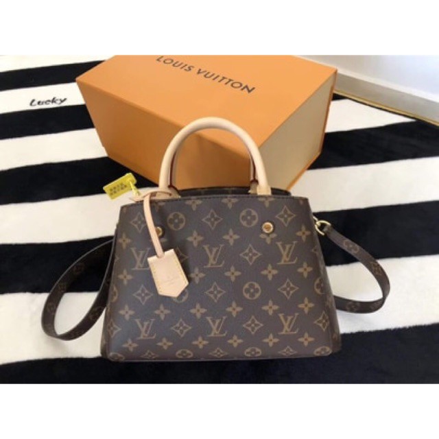 Túi Xách công sở L.V Size 33, 37, 39 lót da lộn có code/Set túi công sở size 28 Fullbox kèm móc và ví hãng