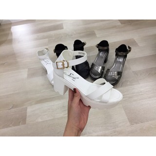 Sandal đế thô quai chéo Sand