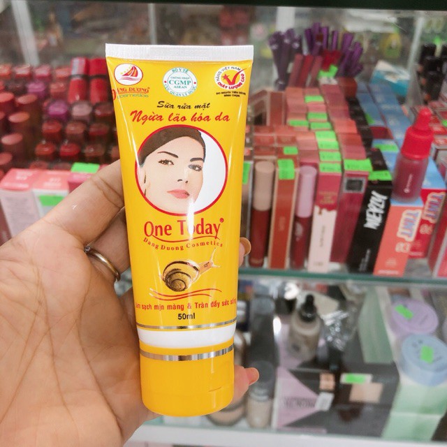 Sữa rửa mặt one today ốc sên 50ml