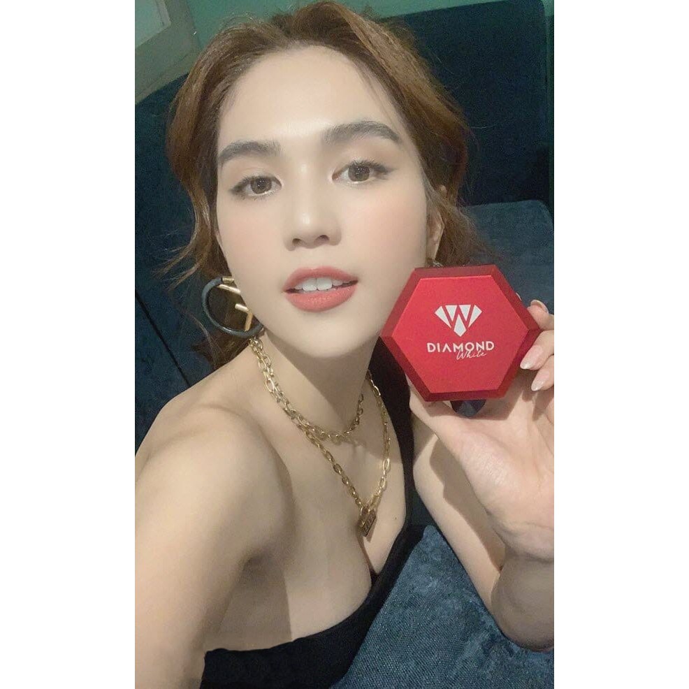 Ngọc Trinh Mẫu Mới Diamon White - Chăm Sóc Da Tối Ưu | BigBuy360 - bigbuy360.vn