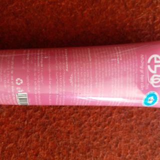 Sữa rửa mặt E5