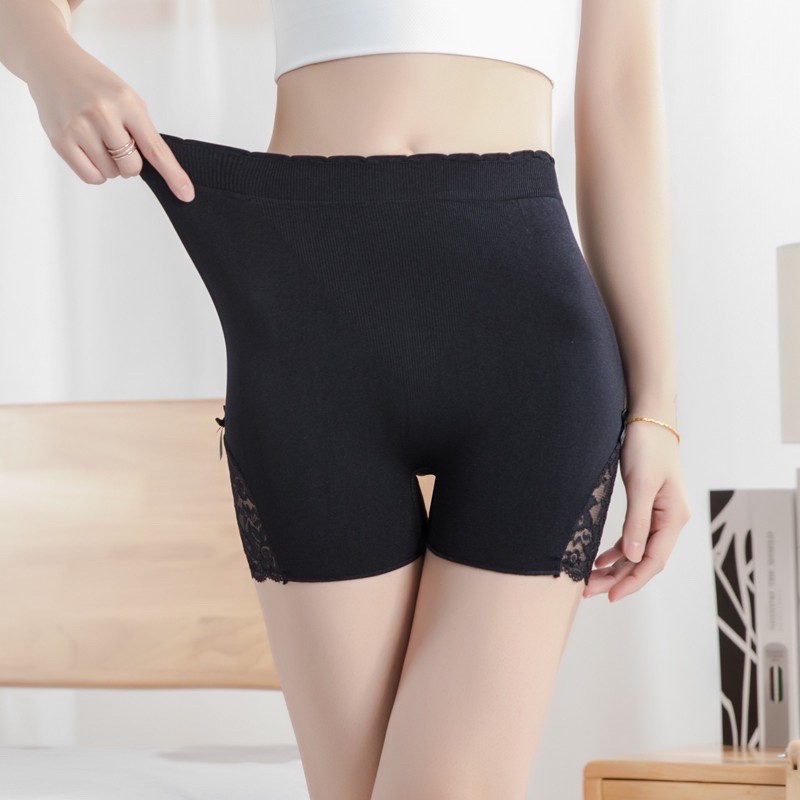 Quần đùi mặc váy pha ren nâng mông xuất Hàn M561