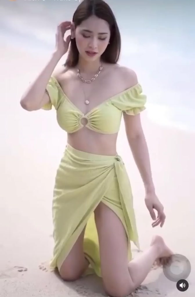 Bikini set đồ bơi nữ kín đáo 3 mảnh kèm khăn choàng tắm biển sexy mùa hè Galassia | BigBuy360 - bigbuy360.vn