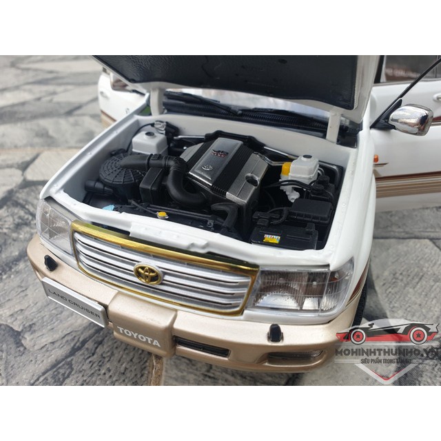 Xe mô hình Toyota Land Cruiser LC100, tỉ lệ 1:18