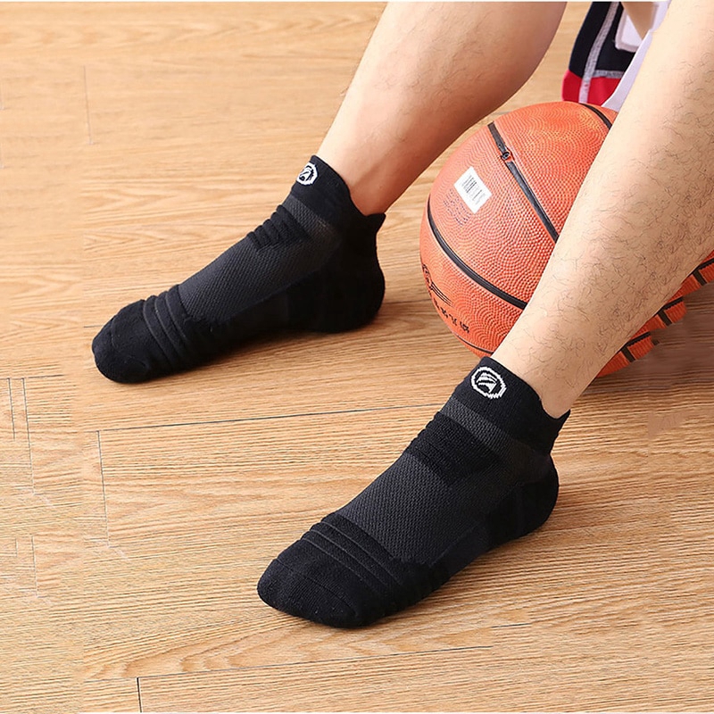 Vớ thể thao chống trơn chất liệu cotton thoáng khí