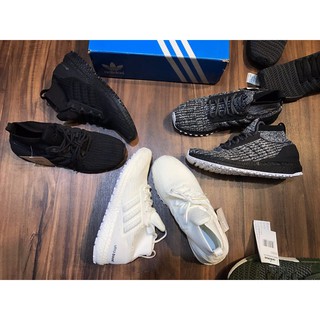 Giày UltraBoost cổ chun
