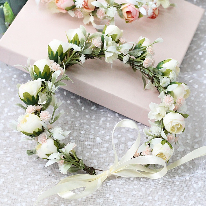 Vòng Hoa Hồng Nhân Tạo Cài Tóc Cho Cô Dâu