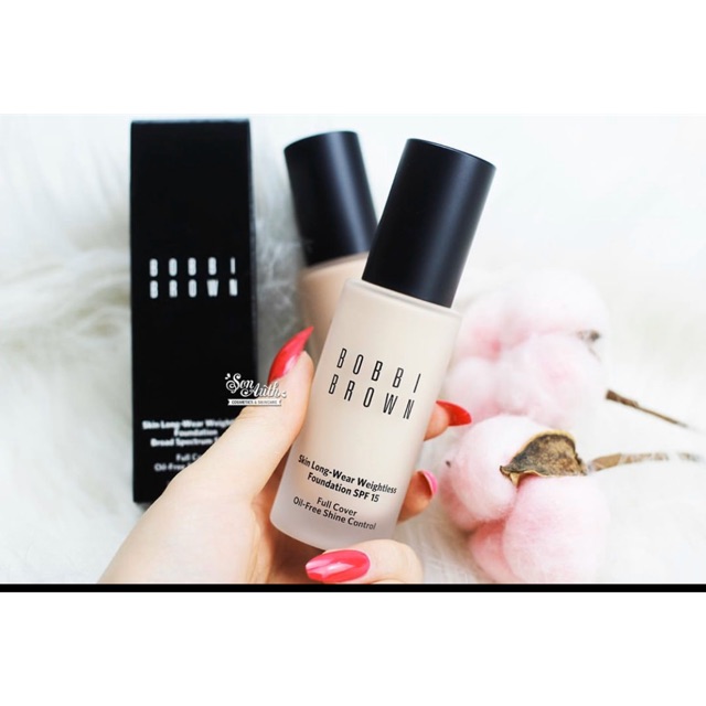 Kem nền Bobbi Brown Skin Long-Wear Weightless SPF15