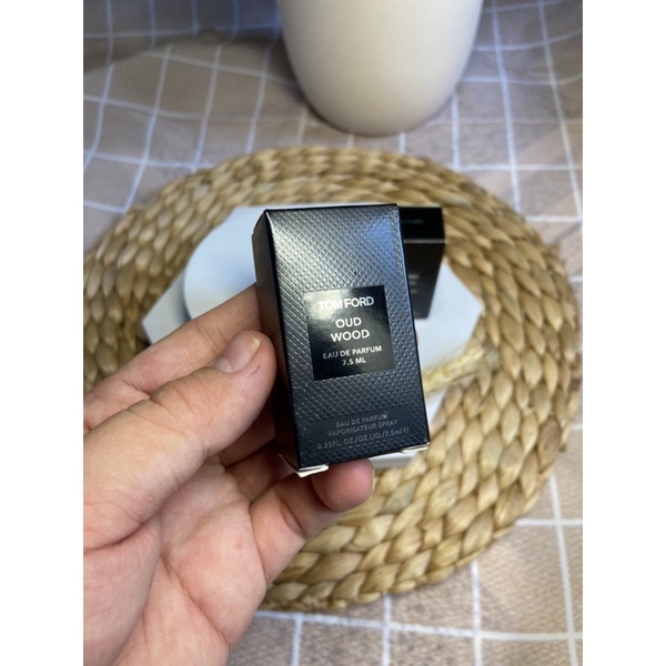 Nước hoa mini Tomford Oud Wood Edp 7,5ML