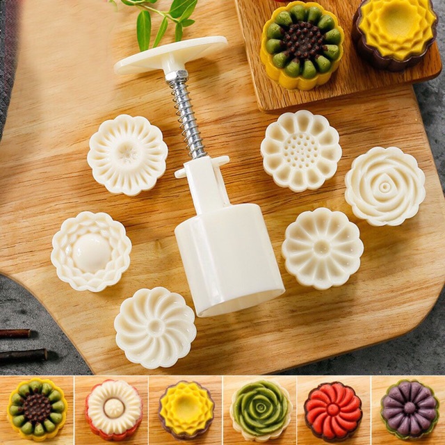 Khuôn trung thu lò xo 6 mặt 3D 50g