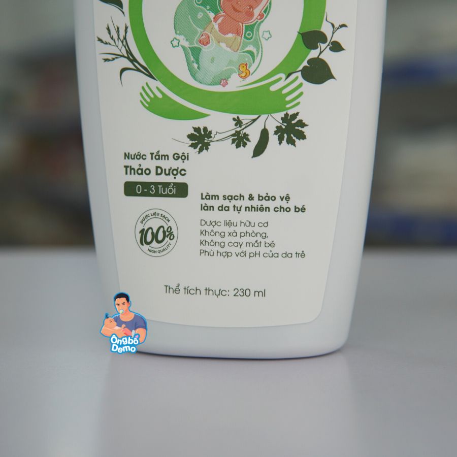 Nước tắm thảo dược Dr Papie giúp ngăn ngừa và giảm các vấn đề về da cho bé, dung tích 230ml - Ongbodemo