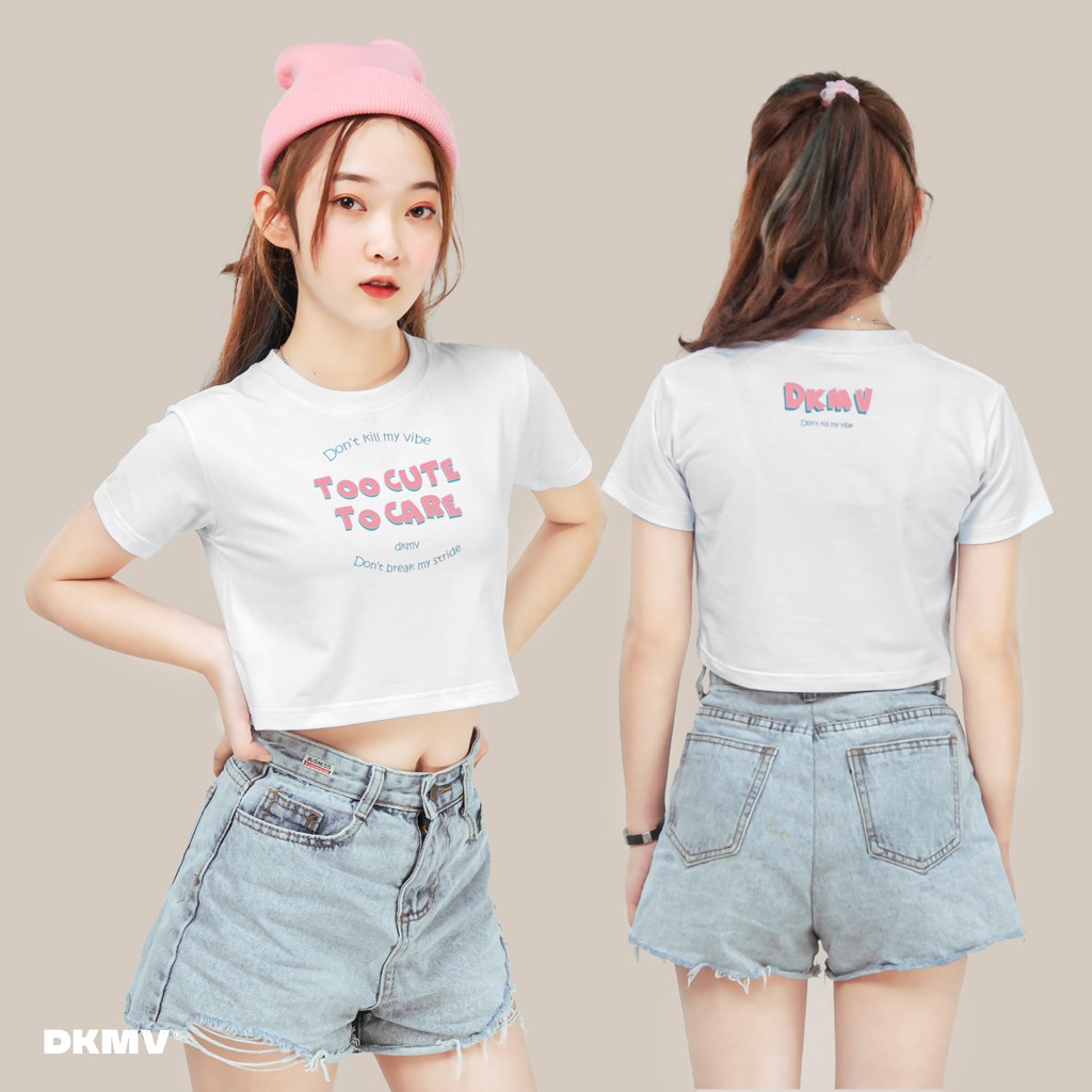 Áo croptop ôm cổ tròn DKMV màu trắng - Croptop nữ White Too Cute To Care