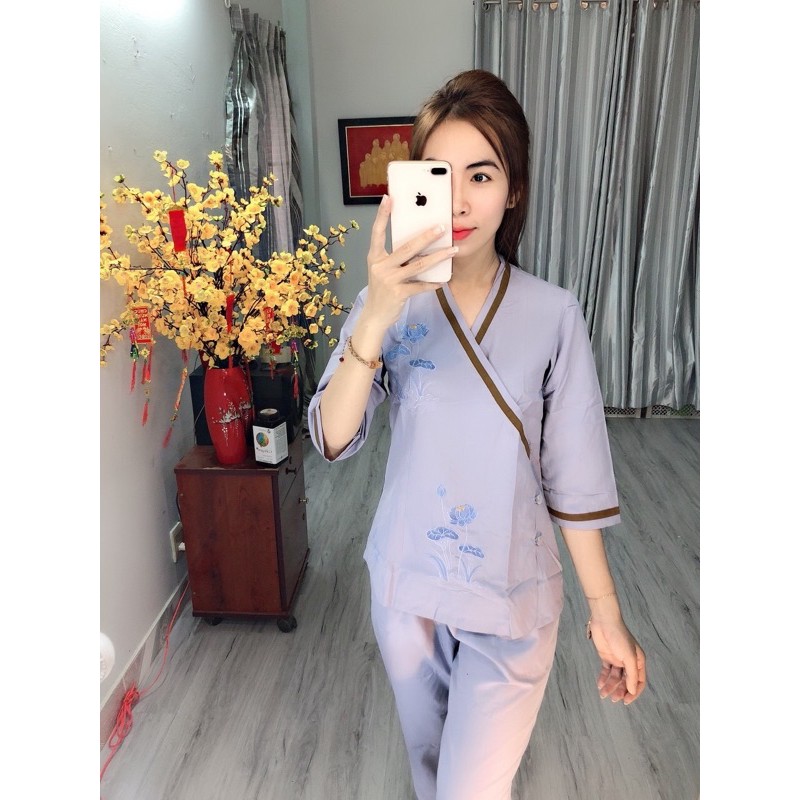 Đồ lam đi chùa lễ phật