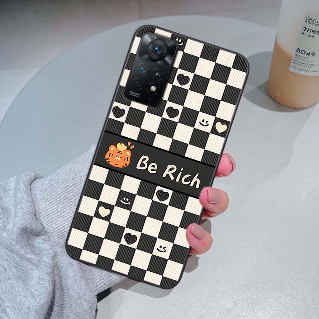 Ốp Xiaomi Redmi Note 11 4G / Note 11S / Note 11 Pro 5G gấu Bear rick caro vuông thời trang siêu đẹp