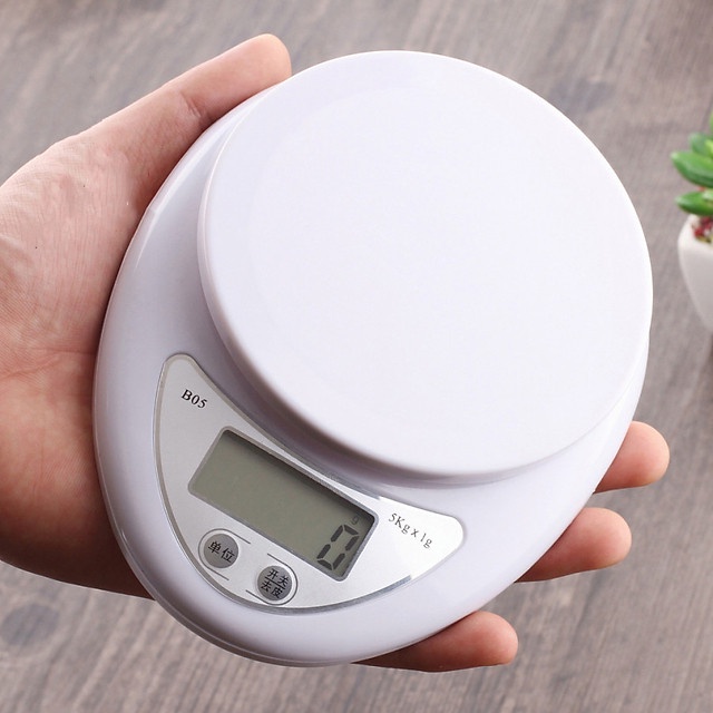 Cân Điện Tử Nhà Bếp Mini Electronic Kitchen Scale Cân Thực Phẩm 5Kg – 1G Kèm Pin - Hộp xấu