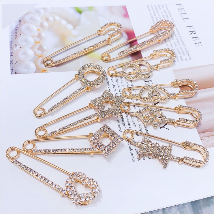 Korean fashion brooch