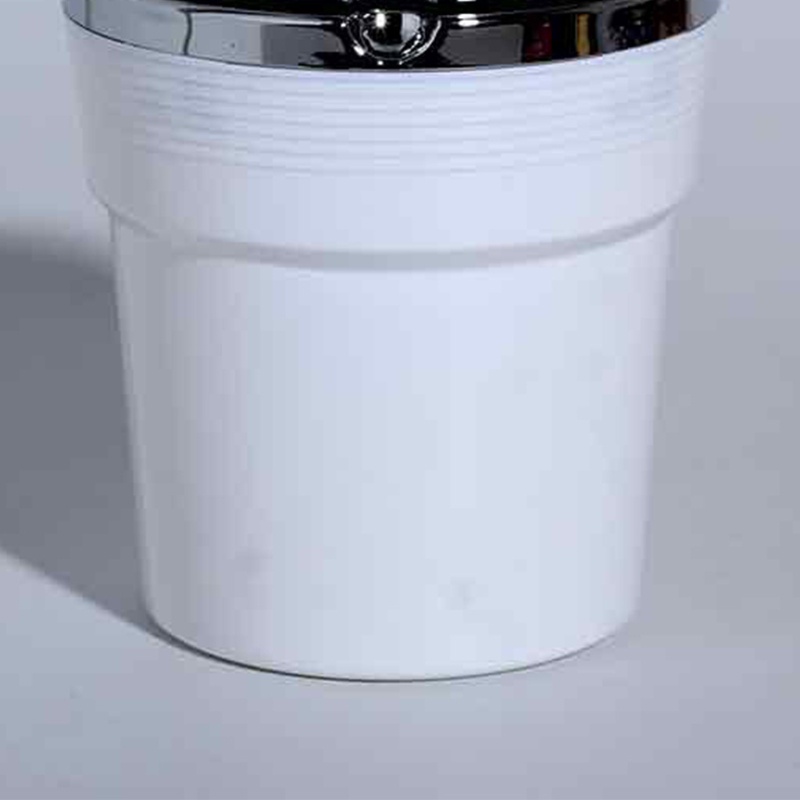 Gạt Tàn Thuốc Bằng Nhựa ABS Có Nắp Đậy Dễ Lau Chùi Dành Cho Xe Hơi