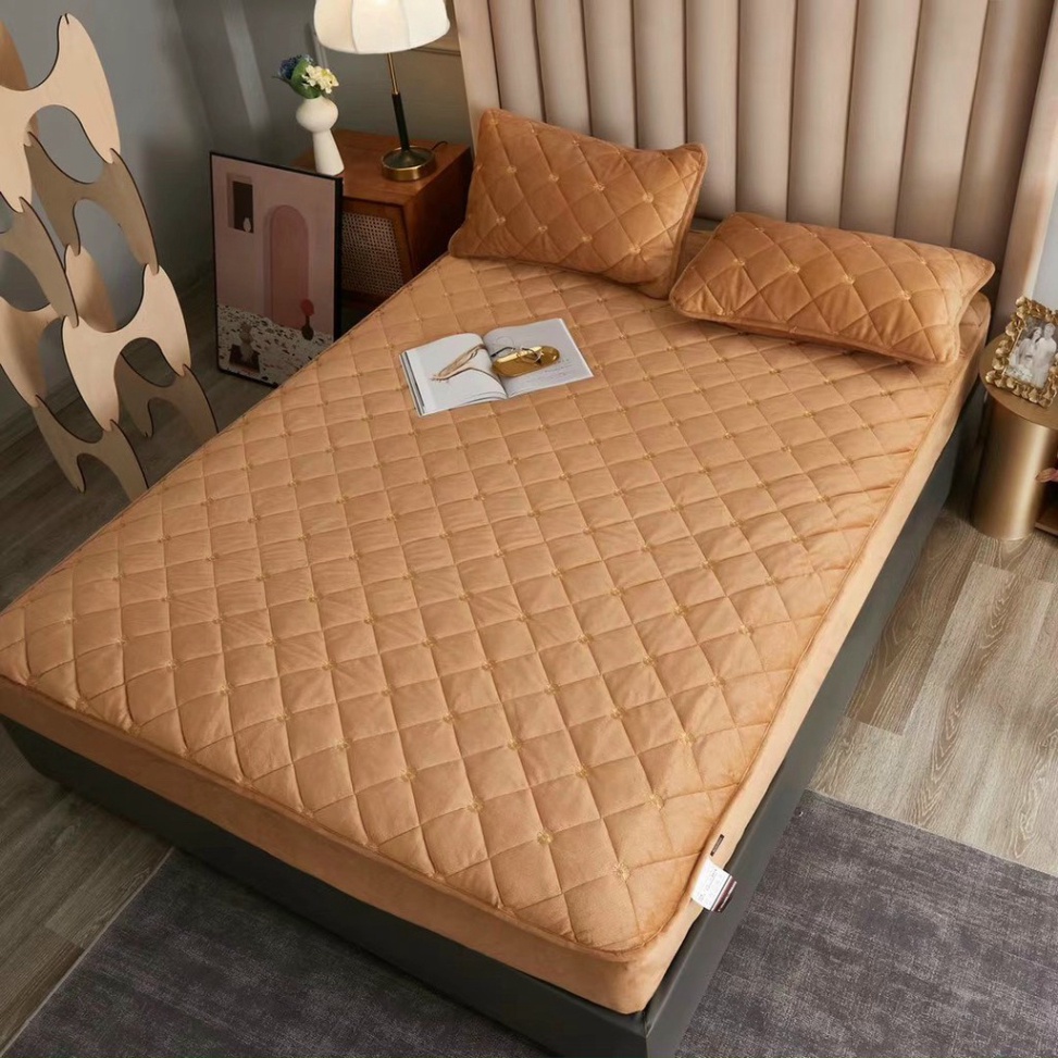 Bộ Ga Gối Nỉ Nhung Trần Bông HIN BEDDING, Bộ Ga Gối Thêu Chữ Chần Bông Dày Dặn