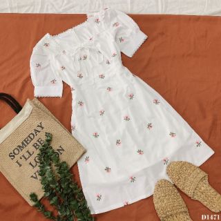 Maxi trắng thêu hoa viền ren