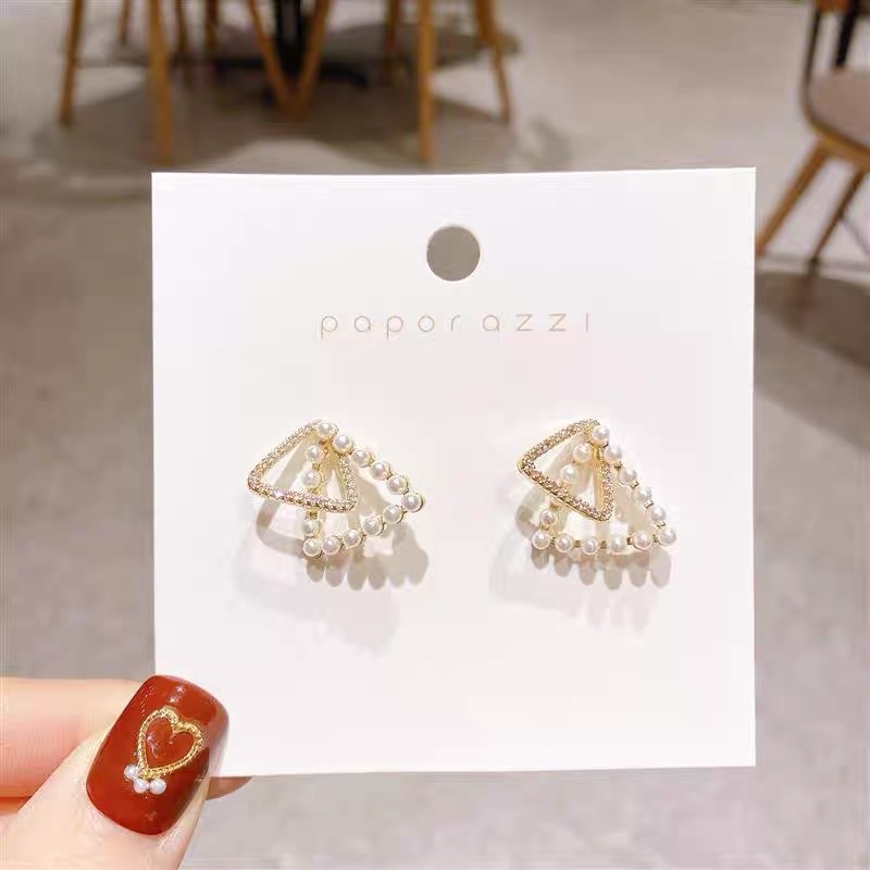 bông tai hình tim đôi đính đá và châu siêu sang chảnh