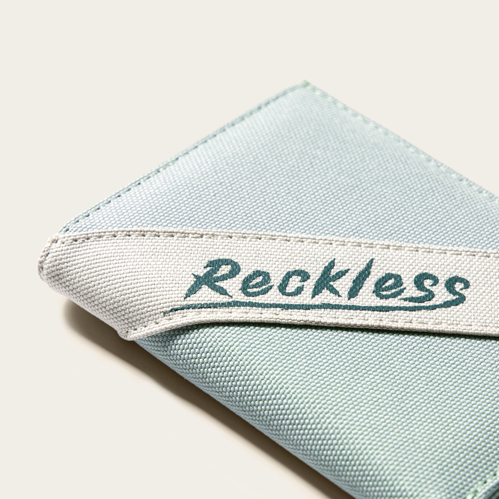 Ví Vải Đứng Reckless Mark Wallet Màu Phối Polyester Kháng Nước