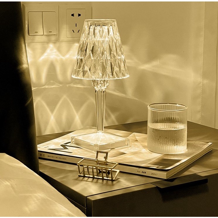 Đèn ngủ để bàn cao cấp pha lê acrylic 3 chế độ màu, siêu tiết kiệm điện, phong cách châu âu