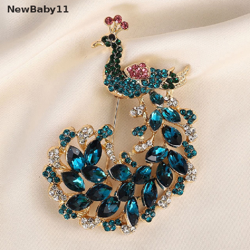 Ghim Cài Áo Hình Chim Công Đính Đá Pha Lê Dễ Thương