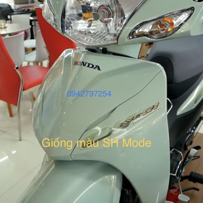 Sơn xe máy Honda SH Mode màu Xanh cốm UY002-1K và UY002-2K Ultra Motorcycle Colors