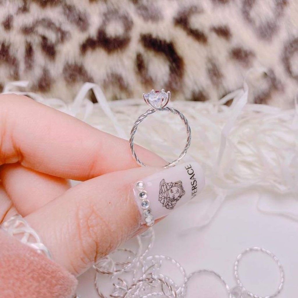 Nhẫn bạc nữ DaLiA Jewelry nhẫn bạc thân xoắn đính đá sáng cao cấp