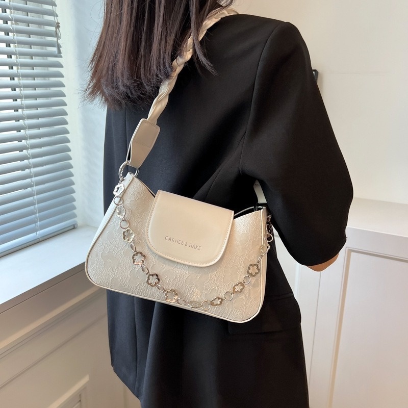 Túi Đeo Chéo Quai Xích Đơn Giản NB00385