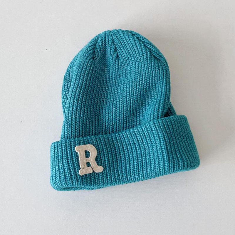 Mũ Beanie Dệt Kim Mềm Mại Giữ Ấm Mùa Đông Màu Kẹo In Chữ Phong Cách Hàn Quốc Cho Bé