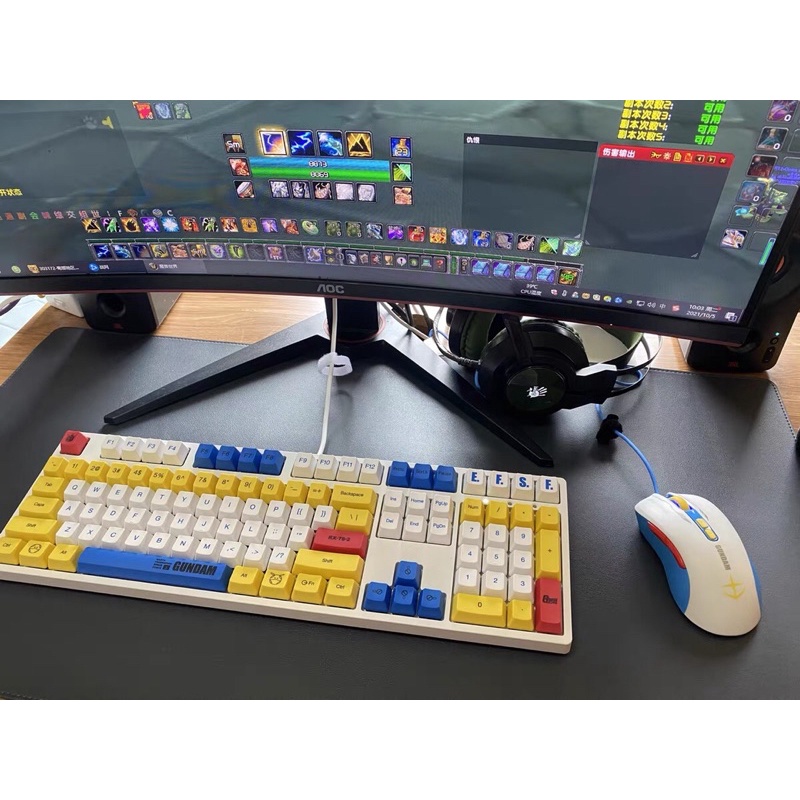 Bàn phím cơ không dây IKBC 1.0 cherry phiên bản Gundam gaming của Đức chính hãng