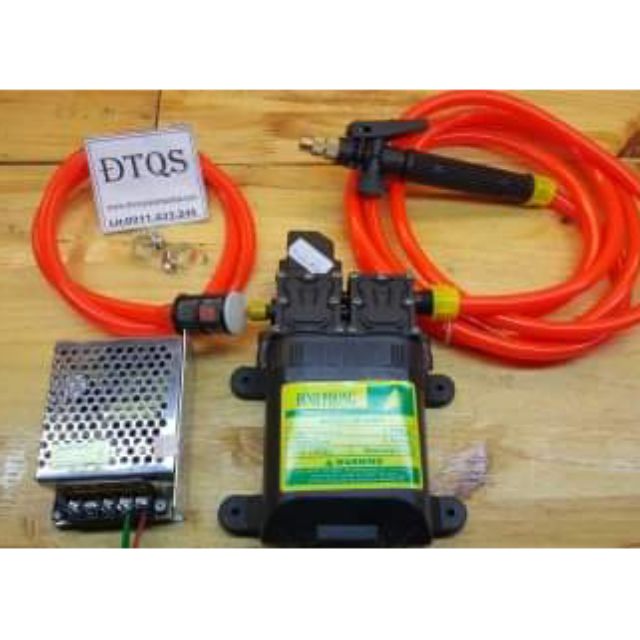 Bộ BƠM RỬA XE - PHUN THUỐC- TƯỚI LAN đa năng 220V - 12V bơm đôi Đỉnh Phong