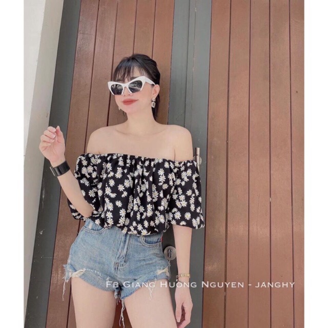 Áo trễ vai hoa cúc chất xịn sò