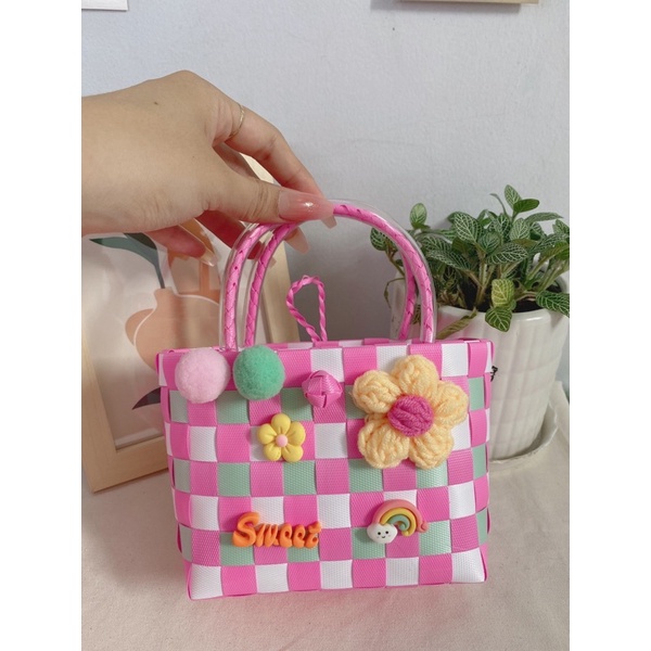 Túi xách mini đính charm xinh xắn, túi xách đeo chéo
