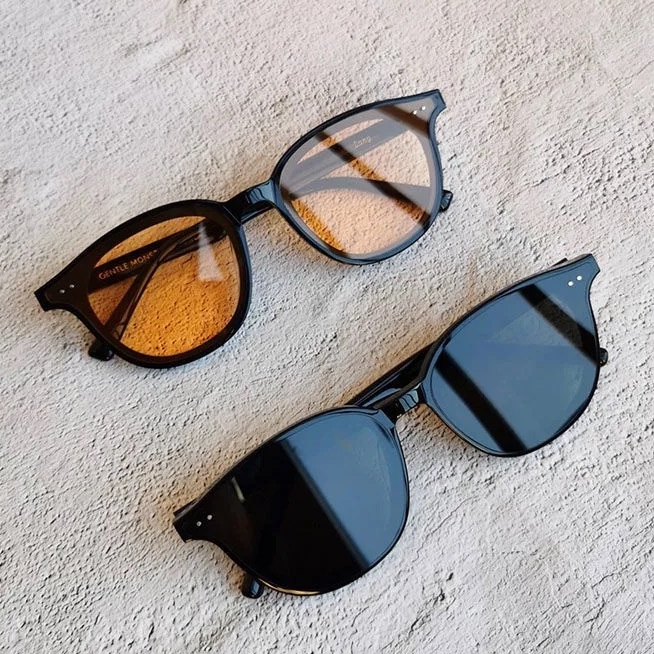 Kính Mát Gọng Đen Unisex Bảo Vệ Khỏi Tia UV Sự Bảo Vệ