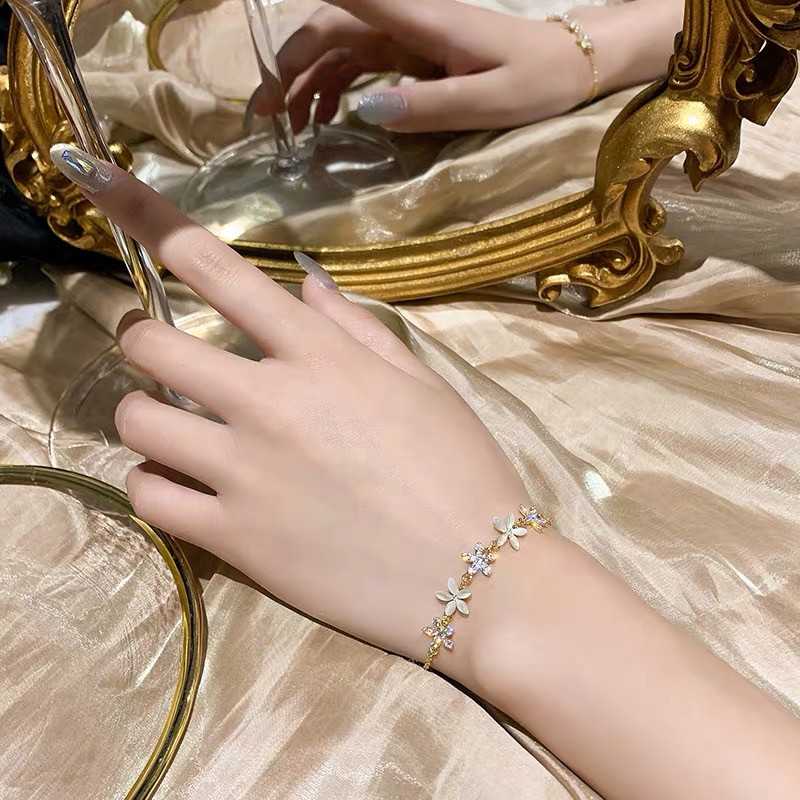 Vòng Đeo Tay SWAROVSKI Đính Ngọc Trai Nhân Tạo Thời Trang Dành Cho Nữ | WebRaoVat - webraovat.net.vn