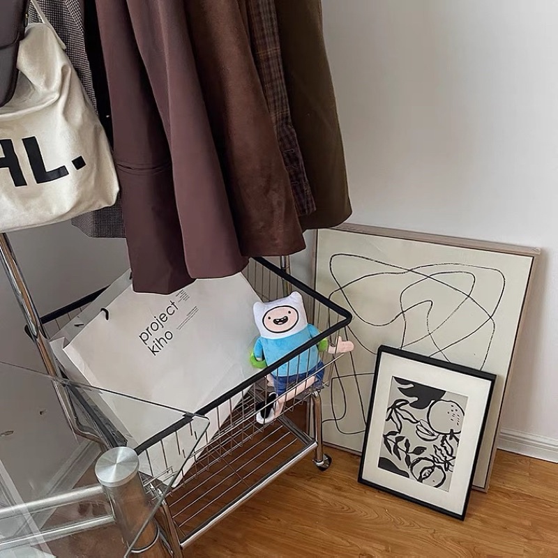 Giá treo quần áo kèm giỏ đựng, sang trọng, chắc chắn, linh hoạt với bánh xe di chuyển- ANI.ROOM