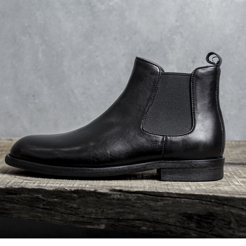 Giày boot chelsea da bê đen và nâu mũi tròn nam tính , sang trọng