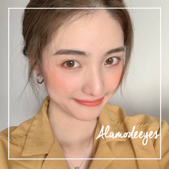 Lens nâu mật ong áp tròng