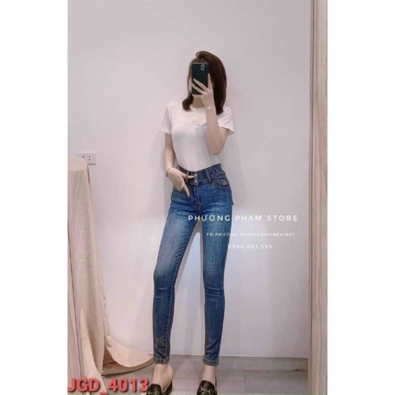 Quần jeans thêu chữ GG dập nổi