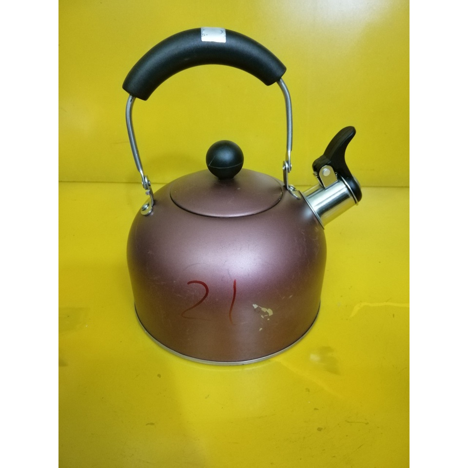 Ấm inox có còi hú nội địa Nhật (2L) (460), Dùng được bếp từ