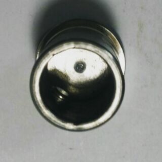 Chụp giò đạp inox...