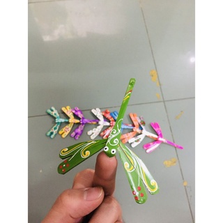 Chuồn chuồn tre giá xưởng.