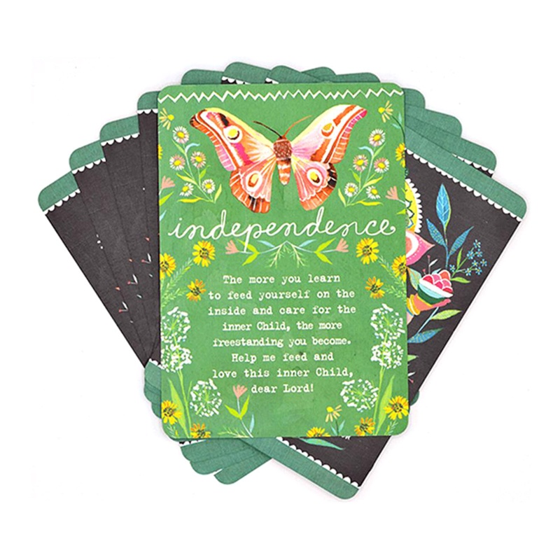 Bộ bài Wild Offering Oracle - lời tiên tri bí ẩn gồm 52 lá toàn bộ bằng tiếng Anh độc đáo