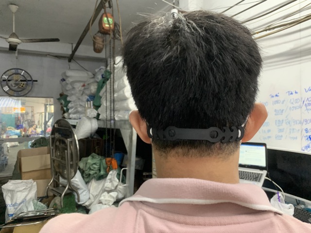 Quai đeo khẩu trang | BigBuy360 - bigbuy360.vn
